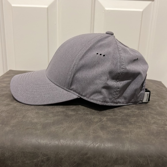 Grey Hat - Picture 2 of 5